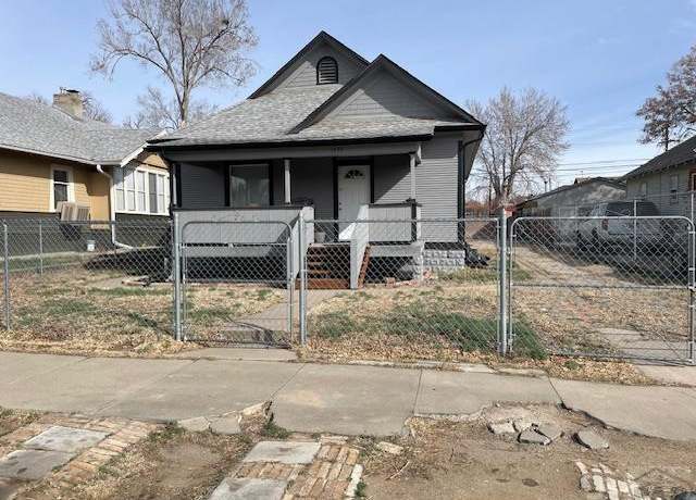 Property at 1435 E 8th St, Pueblo, CO 81001, 4 beds, 1 bath