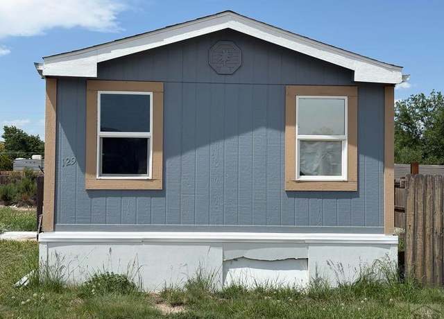 Property at 129 E Countryside Dr, Pueblo West, CO 81007, 3 beds, 2 baths