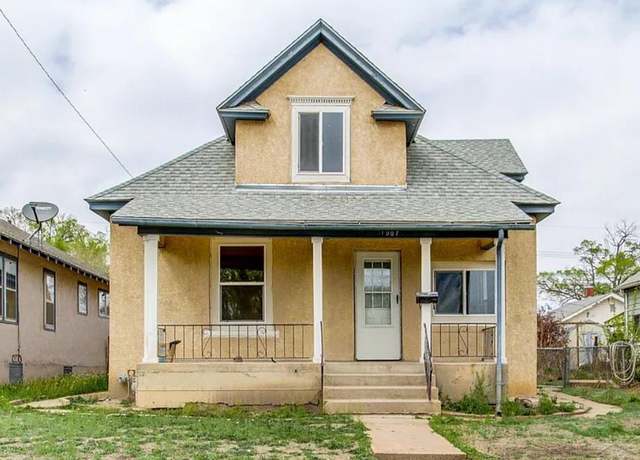 Property at 1007 W 14th St, Pueblo, CO 81003, 4 beds, 2 baths