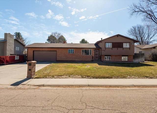 Property at 6 Verdosa Dr, Pueblo, CO 81005, 4 beds, 2 baths