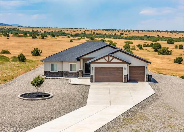 Property at 8450 Lago Vistas Blvd, Colorado City, CO 81019, 5 beds, 3 baths