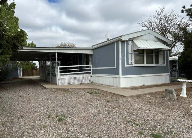Property at 945 Saki Dr, Pueblo, CO 81007, 3 beds, 2 baths