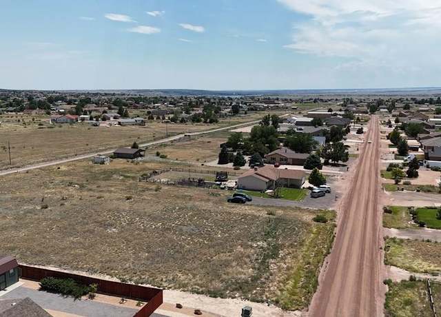 Property at 766 S Flamenco Dr, Pueblo, CO 81007
