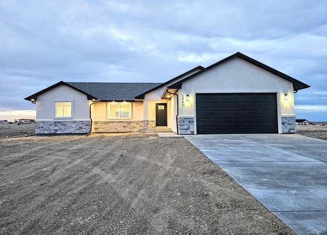 Property at 1441 N Chuckwagon Ln, Pueblo West, CO 81007, 3 beds, 2 baths