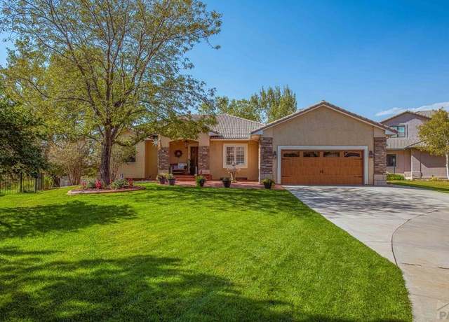 Property at 7 Gleneagle Ct, Pueblo, CO 81001, 5 beds, 4 baths