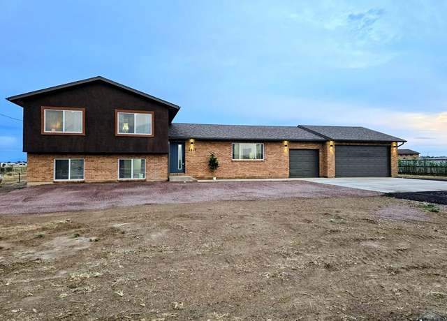 Property at 1317 N Challenger Dr, Pueblo West, CO 81007, 4 beds, 3 baths