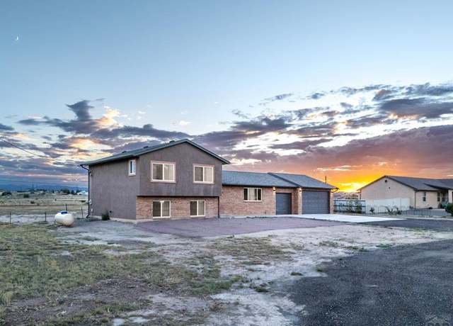 Property at 1317 N Challenger Dr, Pueblo West, CO 81007, 4 beds, 3 baths
