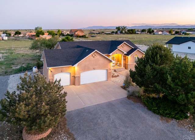 Property at 940 E Parkrose Dr, Pueblo West, CO 81007, 5 beds, 3 baths