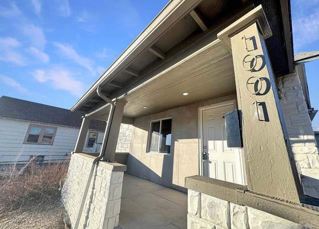 Property at 1001 W 17th St, Pueblo, CO 81003, 4 beds, 2 baths