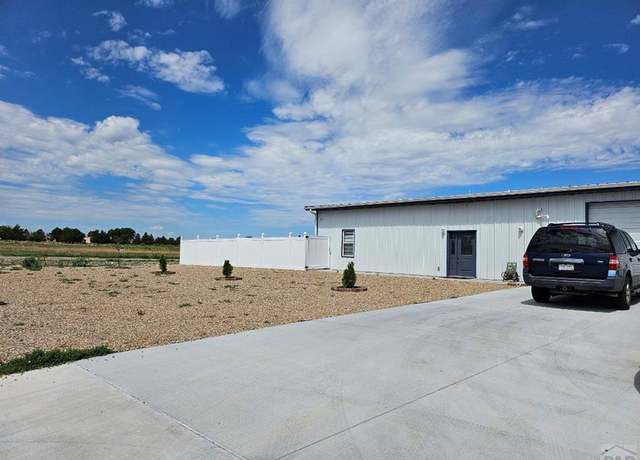 Property at 160 S Croyden Dr, Pueblo West, CO 81007, 3 beds, 3 baths