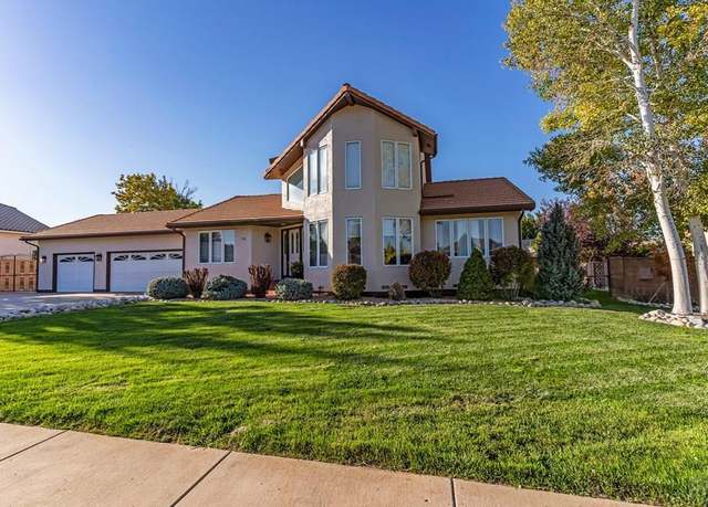 Property at 29 Portero Dr, Pueblo, CO 81005, 4 beds, 3 baths