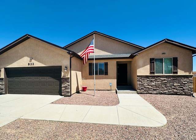Property at 822 S Espanola Dr, Pueblo West, CO 81007, 5 beds, 3 baths