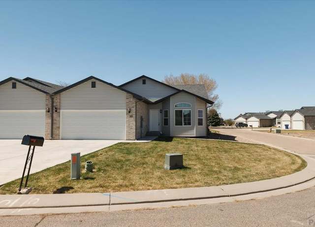 Property at 189 S Crescent Cir, Pueblo West, CO 81007, 3 beds, 2 baths