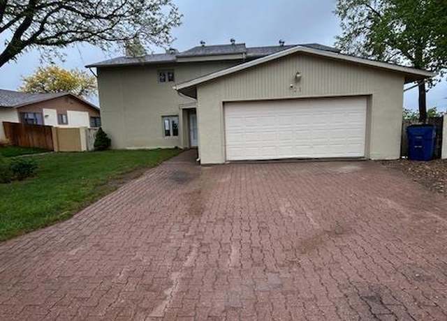 Property at 21 Terrace Dr, Pueblo, CO 81001, 4 beds, 2 baths