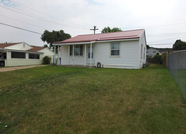 Property at 2644 Barela, Trinidad, CO 81082, 2 beds, 1 bath