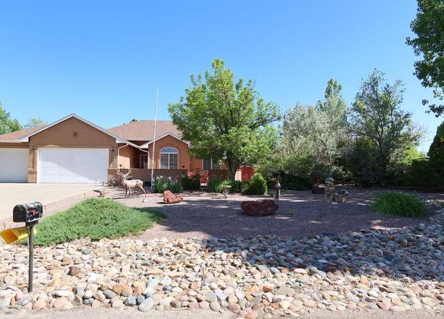 Property at 573 S Putter Dr, Pueblo West, CO 81007, 3 beds, 2 baths