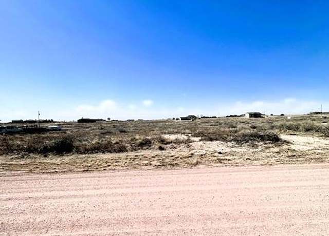 Property at 718 E Loma Dr, Pueblo West, CO 81007