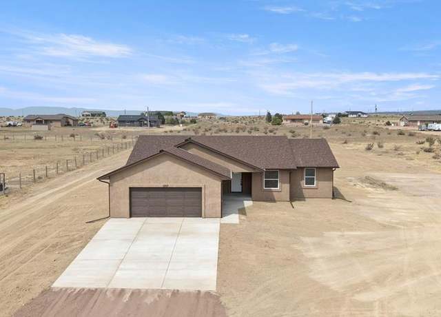Property at 1265 N Starkweather Ln, Pueblo West, CO 81007, 3 beds, 2 baths
