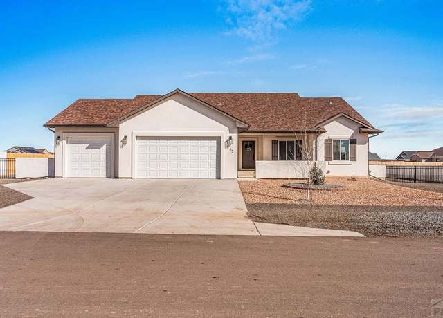 Property at 765 E Cabaret Dr, Pueblo West, CO 81007, 3 beds, 3 baths