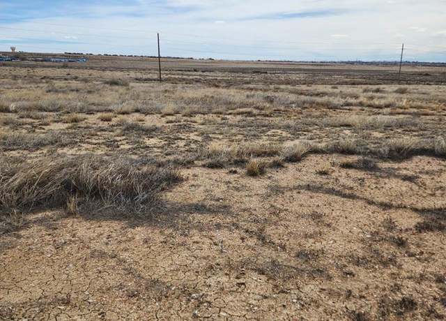 Property at 392 N Heather Dr, Pueblo West, CO 81007