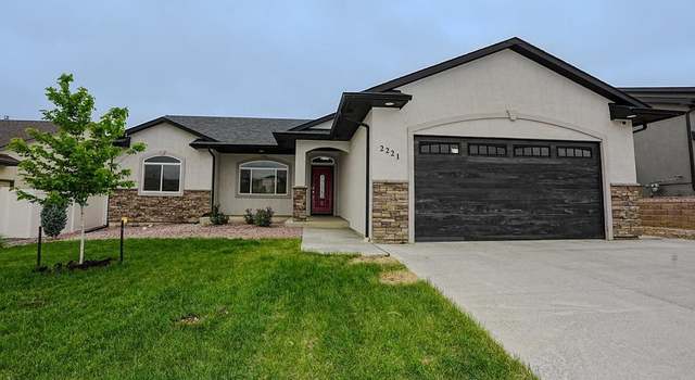 Photo of 2221 Cliffmoor Ln, Pueblo, CO 81008