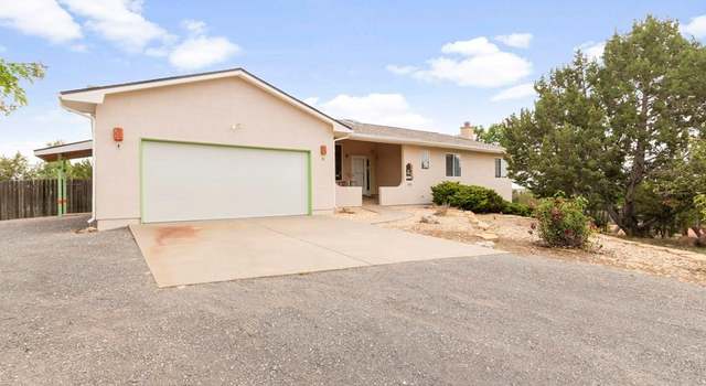 Photo of 526 S Woodstock Dr, Pueblo West, CO 81007