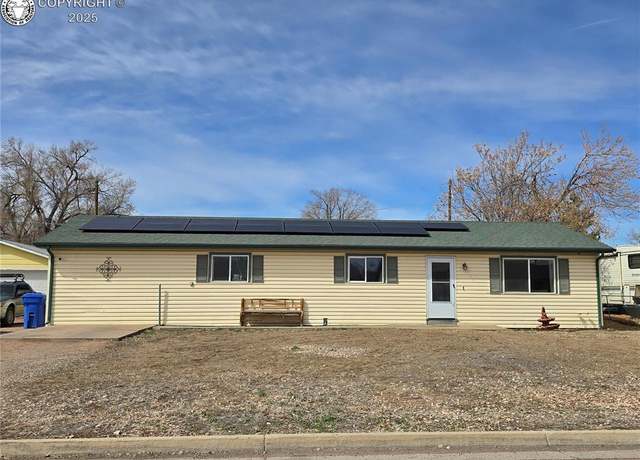 Property at 725 Yarbrough St, Canon City, CO 81212, 4 beds, 2 baths