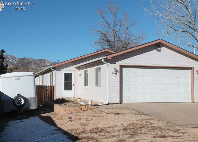 Property at 304 N 15th St, Canon City, CO 81212, 4 beds, 2 baths