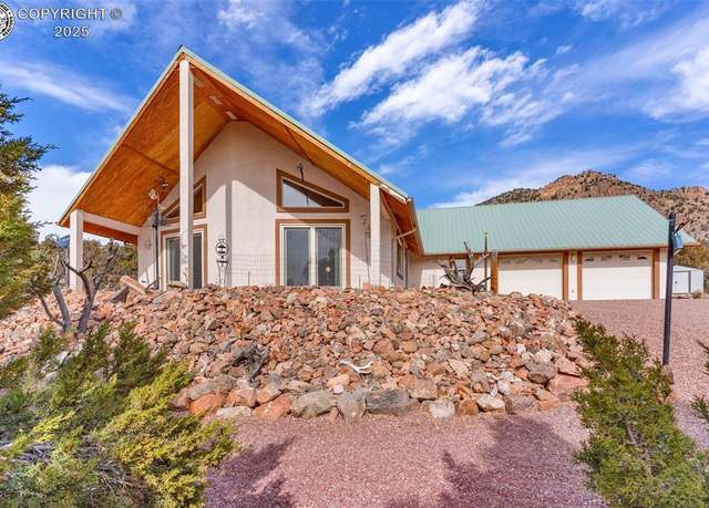 Property at 279 Horseshoe Dr, Canon City, CO 81212, 3 beds, 2 baths