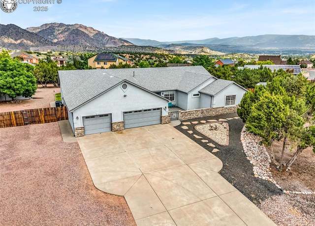 Property at 121 Mourning Dove Dr, Canon City, CO 81212, 4 beds, 3 baths