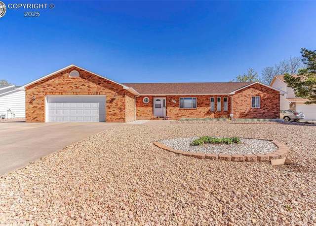 Property at 2973 Sierra Ct, Canon City, CO 81212, 4 beds, 2 baths
