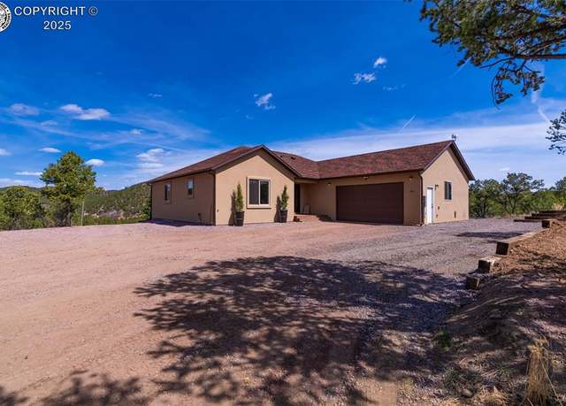 Property at 400 Dave Dr, Canon City, CO 81212, 5 beds, 3 baths