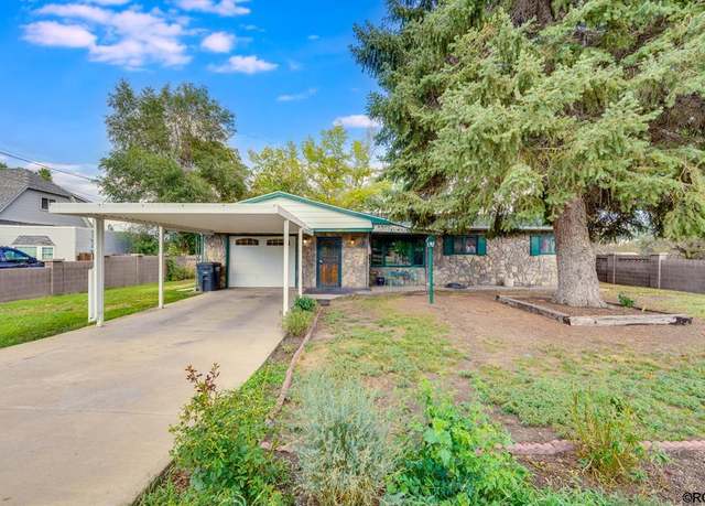 Property at 1442 Chestnut St, Canon City, CO 81212, 3 beds, 1.5 baths