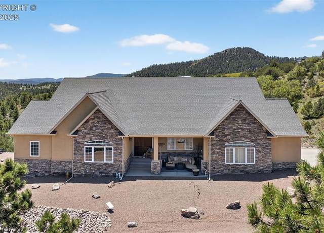 Property at 369 Canterbury Ct, Canon City, CO 81212, 4 beds, 3.5 baths