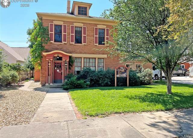 Property at 712 Macon Ave, Canon City, CO 81212, 3 beds, 3 baths