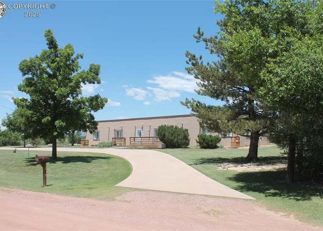Property at 1263 13th St, Penrose, CO 81240, 4 beds, 2 baths