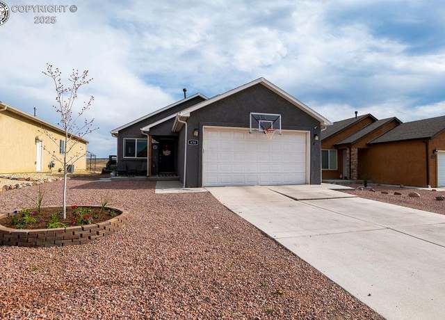 Property at 636 Cowboy Way, Canon City, CO 81212, 3 beds, 2 baths