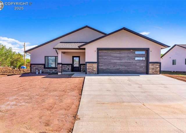 Property at 3010 Grandview Ave, Canon City, CO 81212, 3 beds, 2 baths