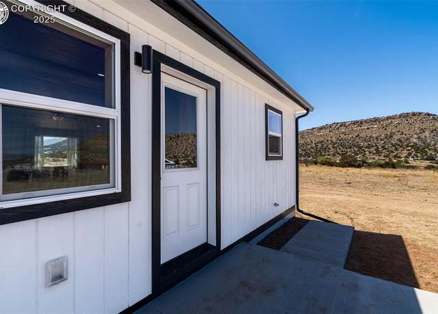 Property at 3 Sawyer Ln, Florence, CO 81226, 3 beds, 2 baths