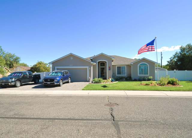 Property at 2751 Laguna Dr, Grand Junction, CO 81503, 3 beds, 2 baths