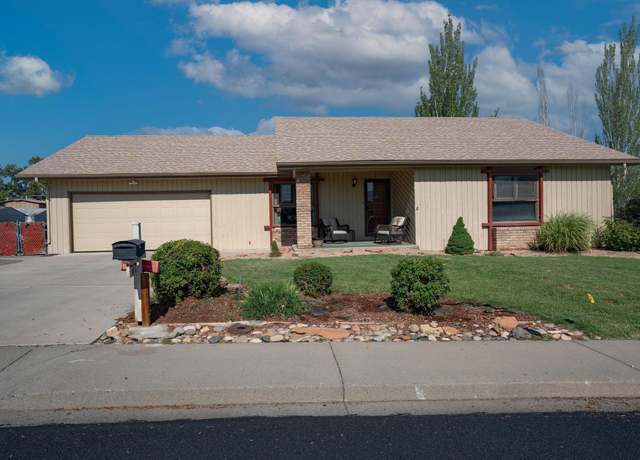 Property at 717 Bunker Dr, Grand Junction, CO 81506, 3 beds, 2 baths