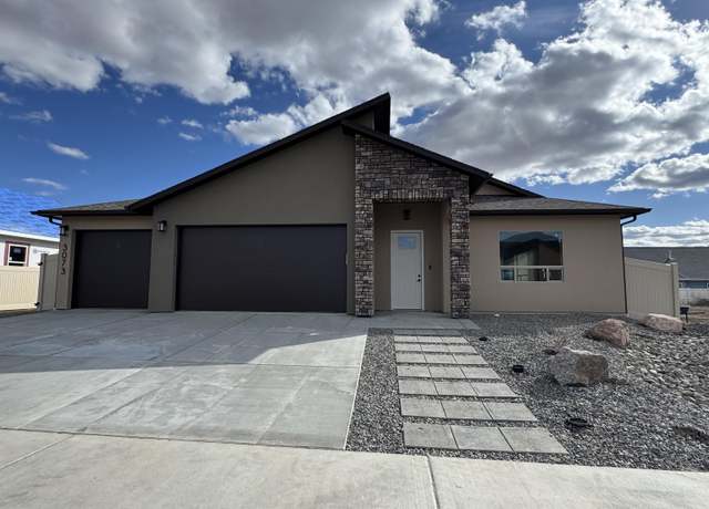 Property at 3073 Thunder Cloud Dr, Grand Junction, CO 81504, 4 beds, 2 baths