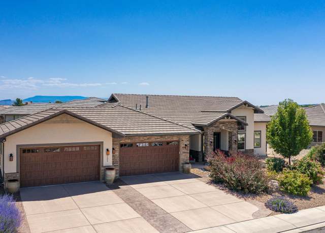 Property at 1304 Fairway Dr, Fruita, CO 81521, 4 beds, 3 baths