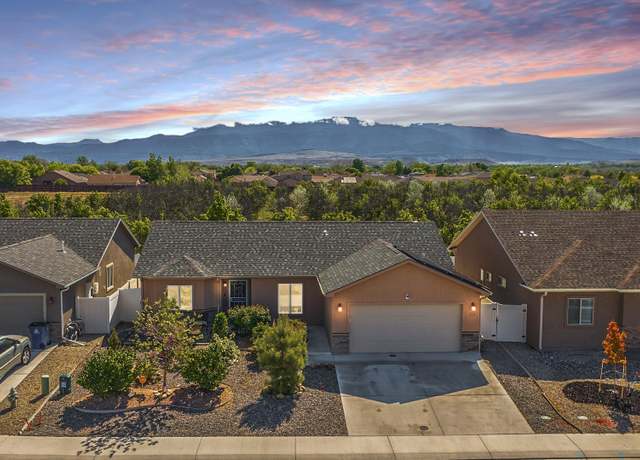 Property at 484 Duffy Dr, Grand Junction, CO 81504, 3 beds, 2 baths