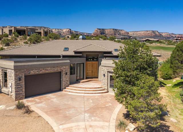 Property at 335 Iron Horse Ct, Grand Junction, CO 81507, 3 beds, 3 baths