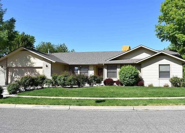Property at 3735 Applewood St, Grand Junction, CO 81506, 3 beds, 2 baths