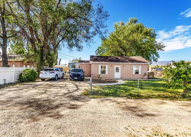 Property at 2913 D Rd, Grand Junction, CO 81504, 3 beds, 2 baths