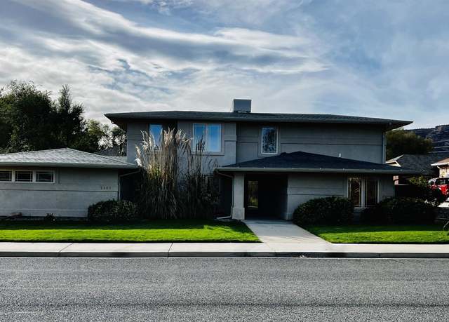 Property at 2203 Renaissance Blvd, Grand Junction, CO 81507, 3 beds, 2 baths