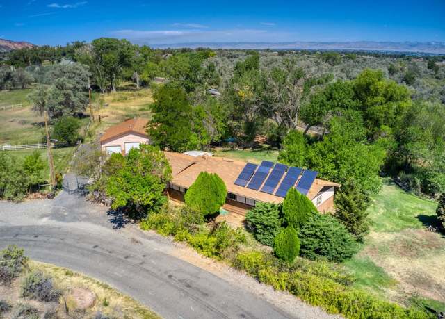 Property at 467 Wildwood Dr, Grand Junction, CO 81507, 3 beds, 3 baths