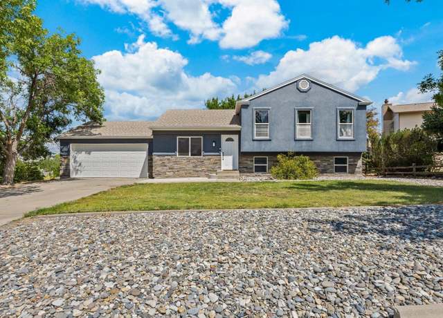 Property at 386 Ridge Circle Dr, Grand Junction, CO 81507, 4 beds, 3 baths